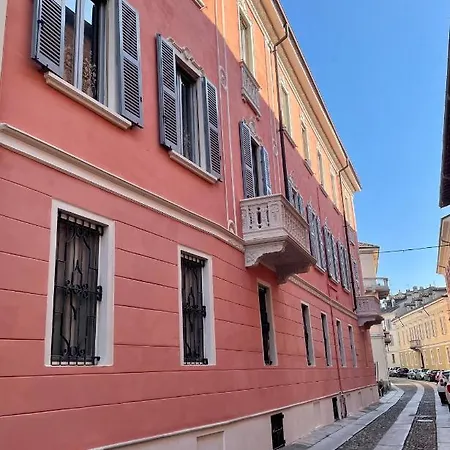 Dimora Boezio7, Cozy And Charming Place In Center With Private Parking * Pavia