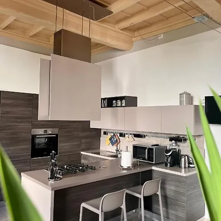 Dimora Boezio7, Cozy And Charming Place In Center With Private Parking Pavia